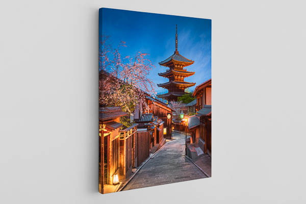 Leinwand | Pagode bei Nacht in Kyoto, Japan
