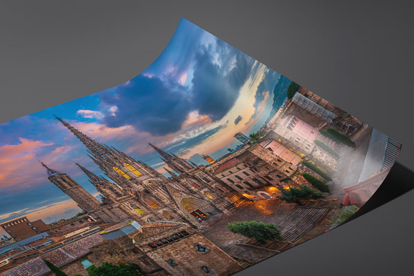 Kunstdruck / Poster | Kathedrale von Barcelona bei Sonnenuntergang