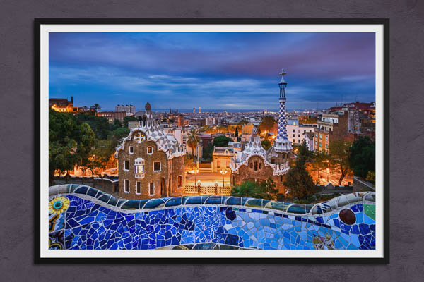 Poster / Kunstdruck | Park Guell in Barcelona bei Nacht