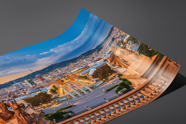 Kunstdruck / Poster | Barcelona zum Sonnenuntergang