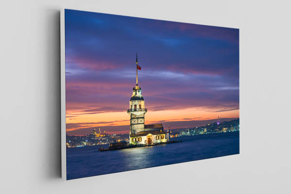 Canvas | Maiden's Tower in Istanbul at night