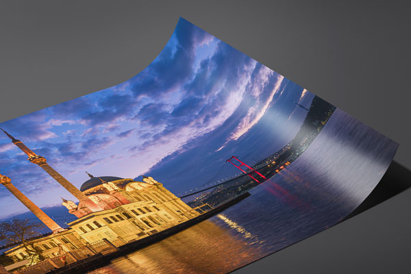 Kunstdruck / Poster | Ortakoy-Moschee in Istanbul bei Nacht